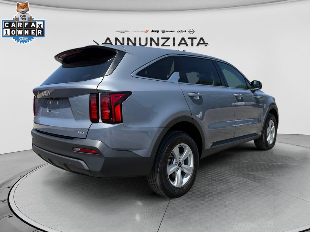 Certified 2023 Kia Sorento LX AWD/4WD image 5