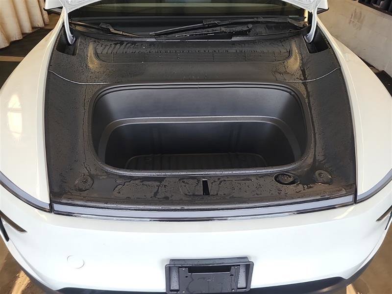 Used 2026 Tesla Model Y Long Range AWD/4WD image 5