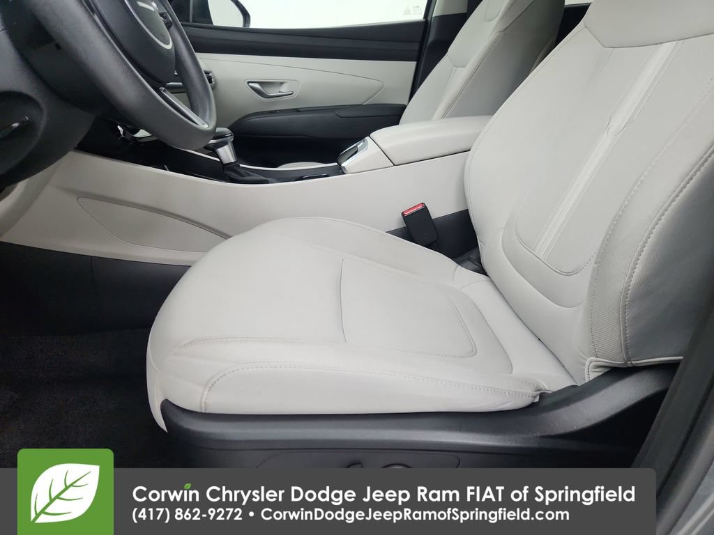 Used 2025 Hyundai Tucson SEL FWD image 19