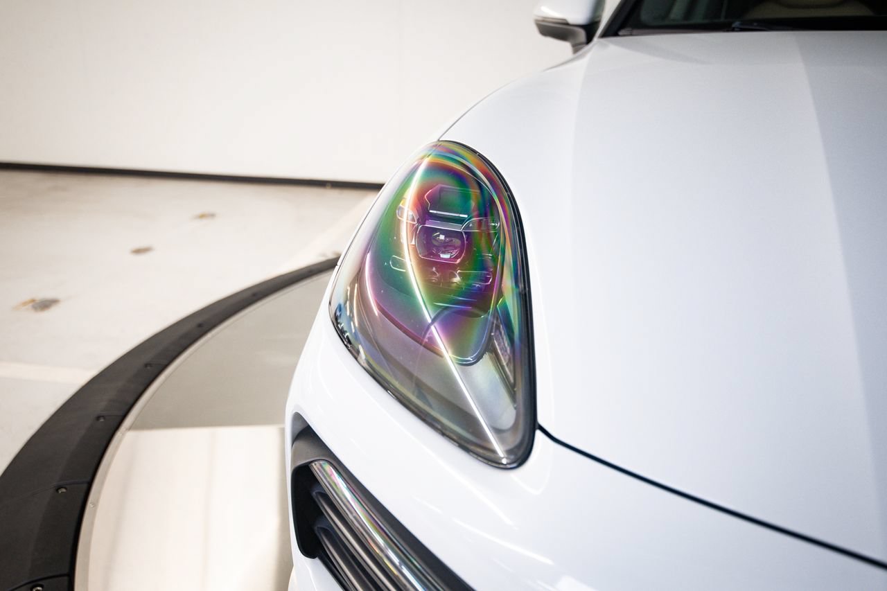 Certified 2023 Porsche Cayenne Platinum Edition AWD/4WD image 13
