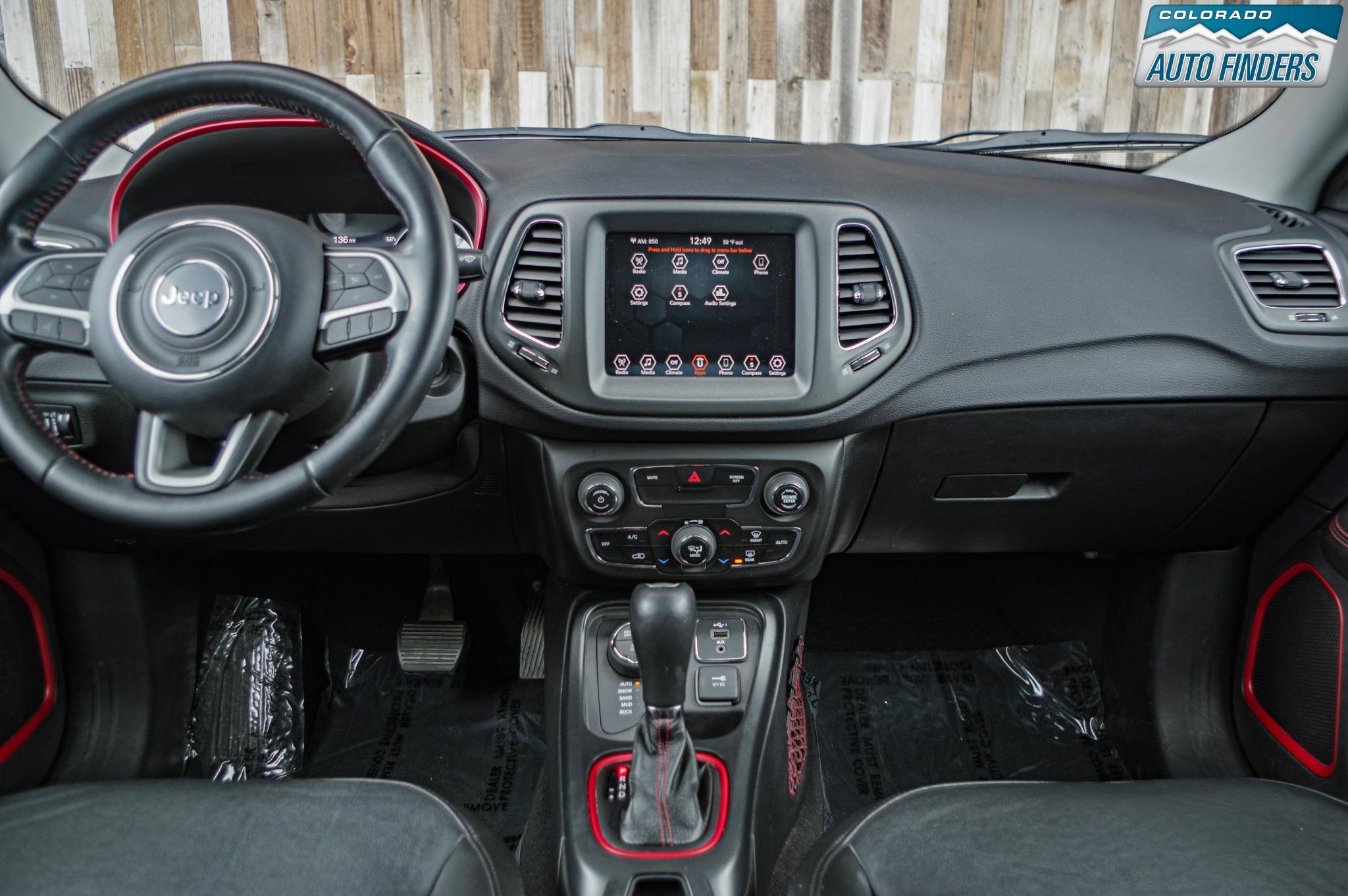 Used 2020 Jeep Compass Trailhawk AWD/4WD image 16