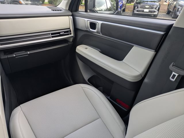 Certified 2024 Hyundai Santa Fe SEL AWD/4WD image 17
