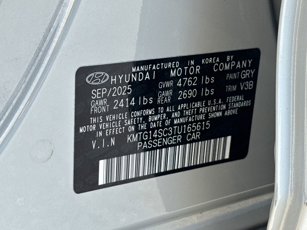 Used 2026 Genesis G70 2.5T RWD image 32