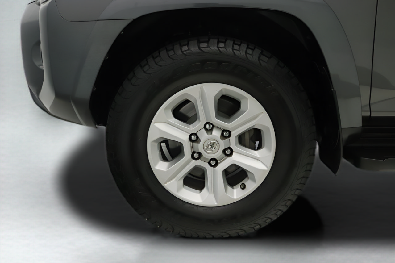 Used 2017 Toyota 4Runner SR5 Premium RWD image 27