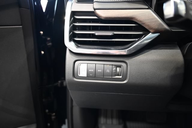 New 2026 GMC Acadia Denali Ultimate w/ LPO, Floor Liner Package AWD/4WD image 26