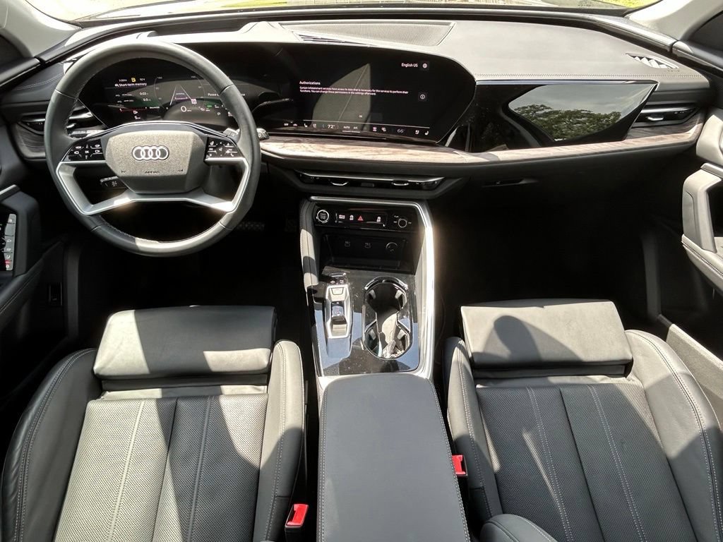 Used 2025 Audi Q5 Premium Plus AWD/4WD image 10