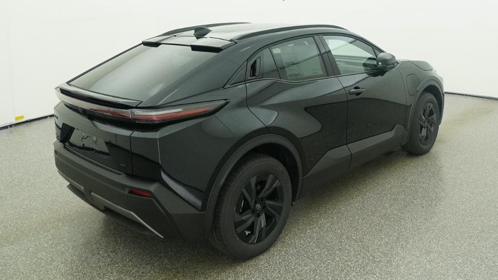 New 2026 Toyota C-HR AWD/4WD image 8