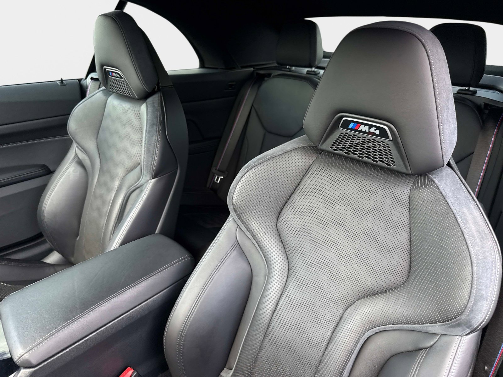 Used 2023 BMW M4 xDrive Competition image 35