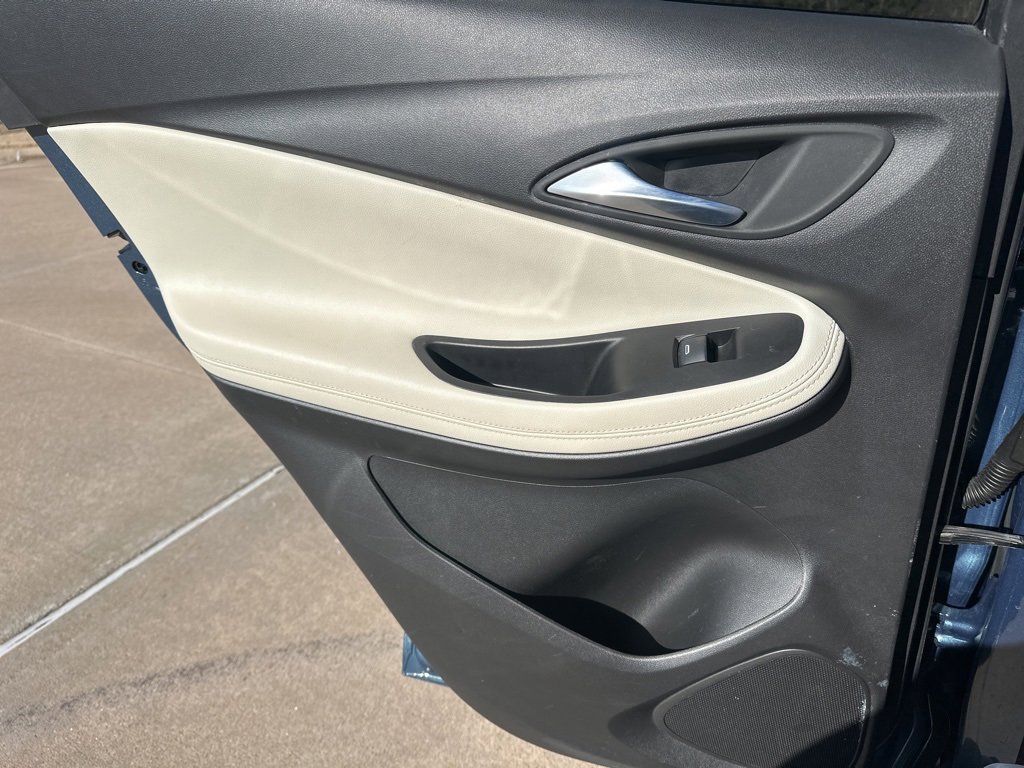 Certified 2024 Buick Encore GX Sport Touring image 25