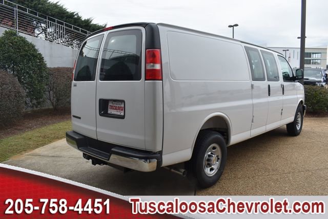 New 2025 Chevrolet Express 2500 Extended w/ Enhanced Convenience Package RWD image 10