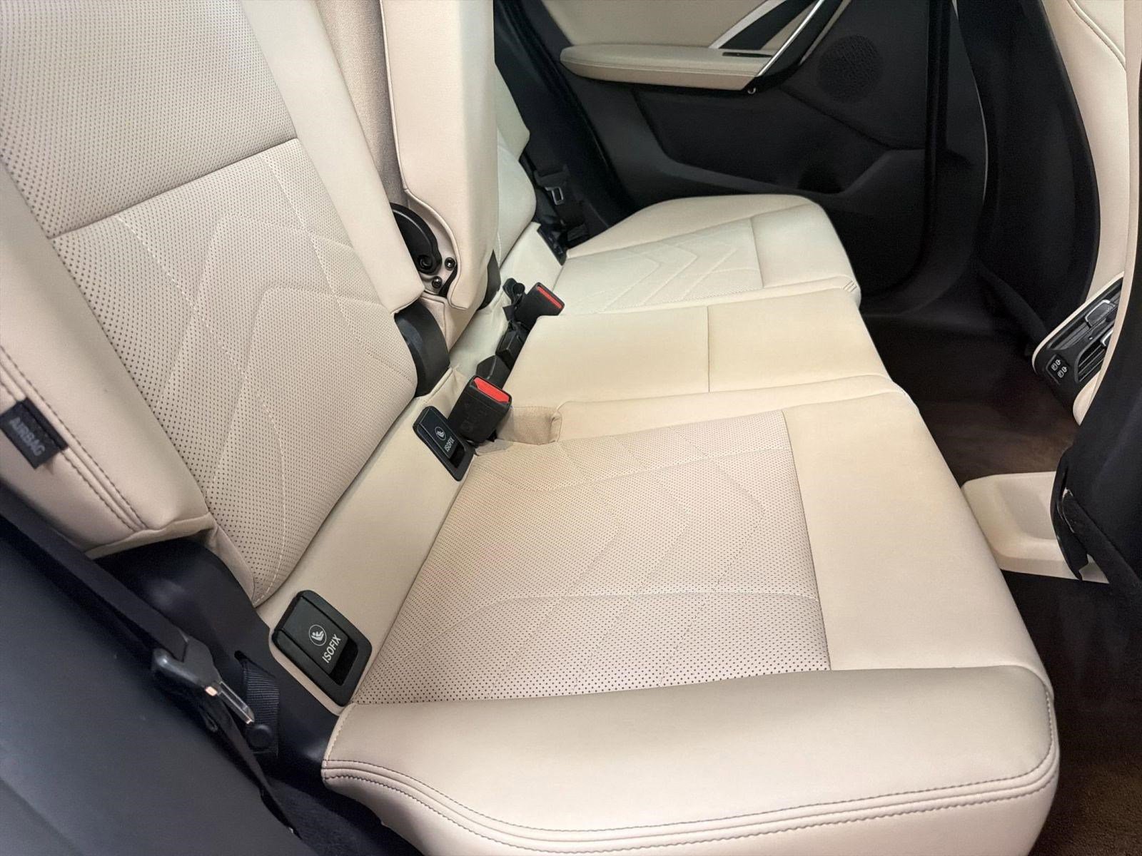 Certified 2025 BMW X1 xDrive28i w/ Technology Package image 27