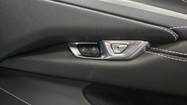 New 2025 Chevrolet Corvette Stingray Preferred Cpe w/ Z51 Performance Package image 16