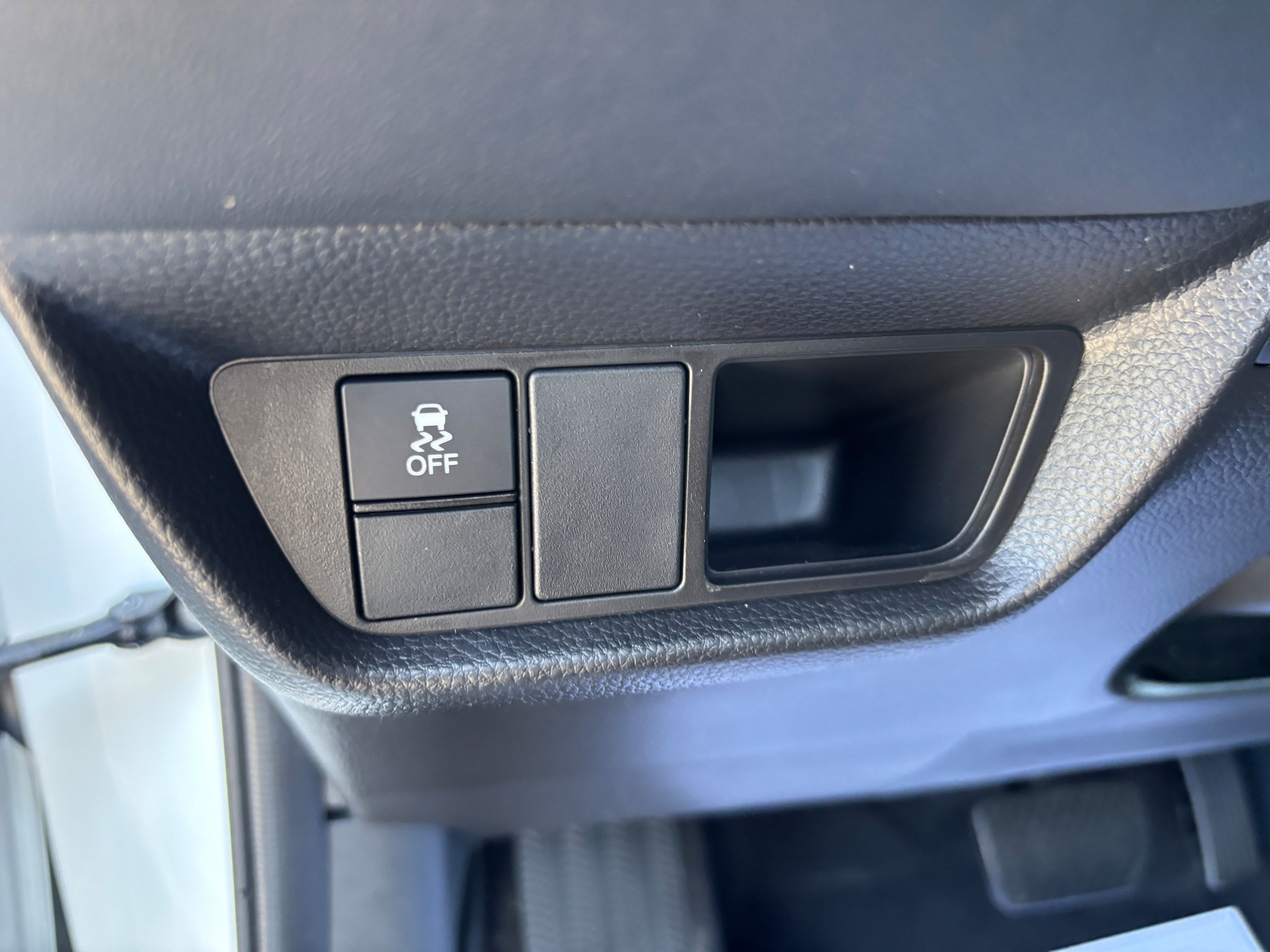 Certified 2024 Honda HR-V LX image 19