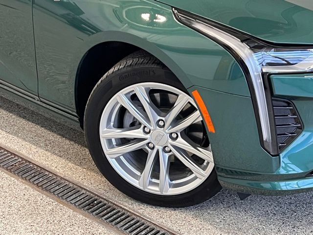 Used 2026 Cadillac CT4 Luxury image 33