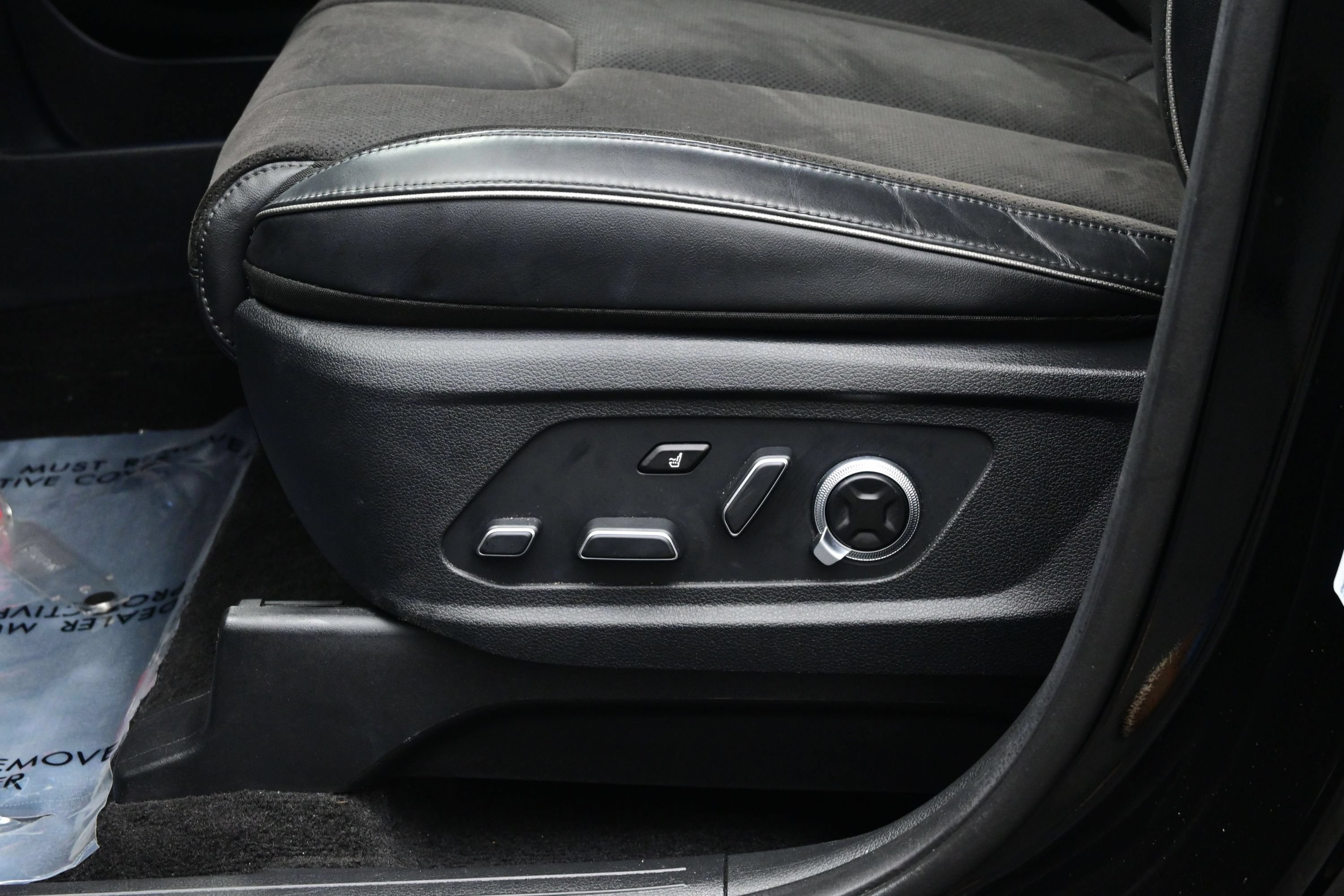 Used 2024 Hyundai Palisade Calligraphy AWD/4WD image 11