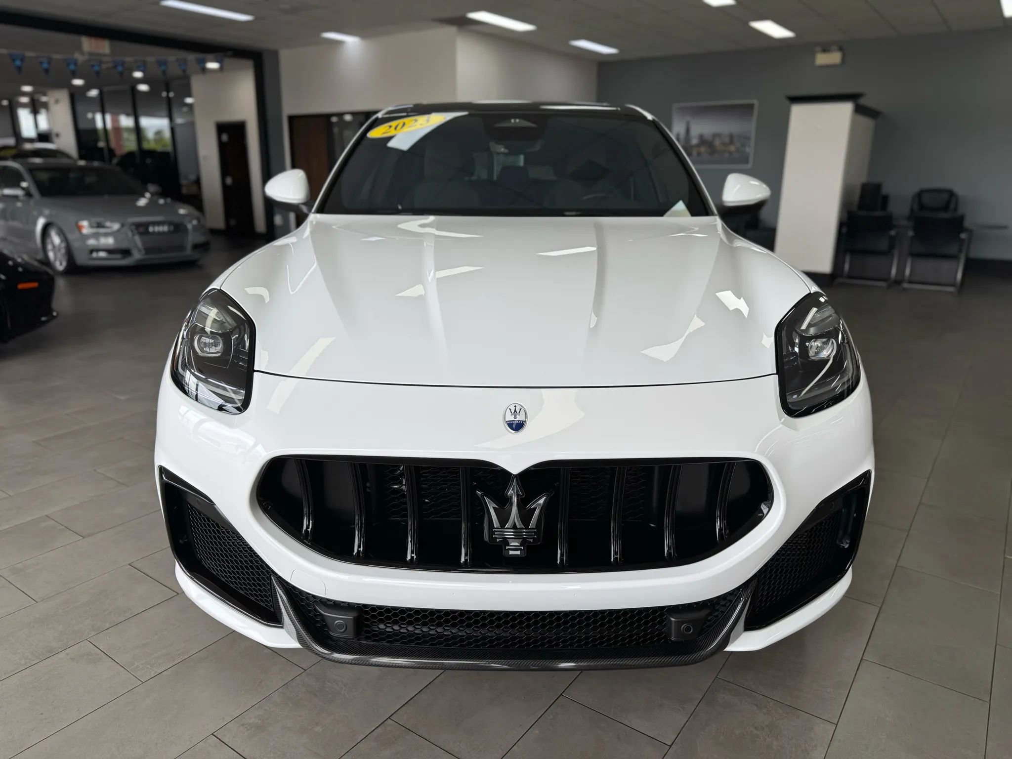 Used 2023 Maserati Grecale Trofeo image 8