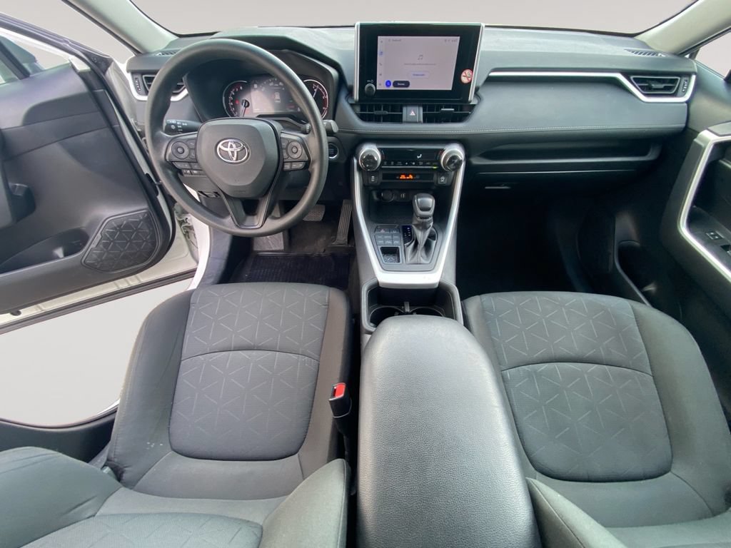 Used 2024 Toyota RAV4 XLE AWD/4WD image 10