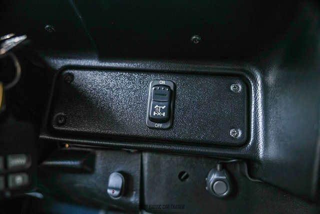Used 2003 HUMMER H1 4-Door Open Top AWD/4WD image 41