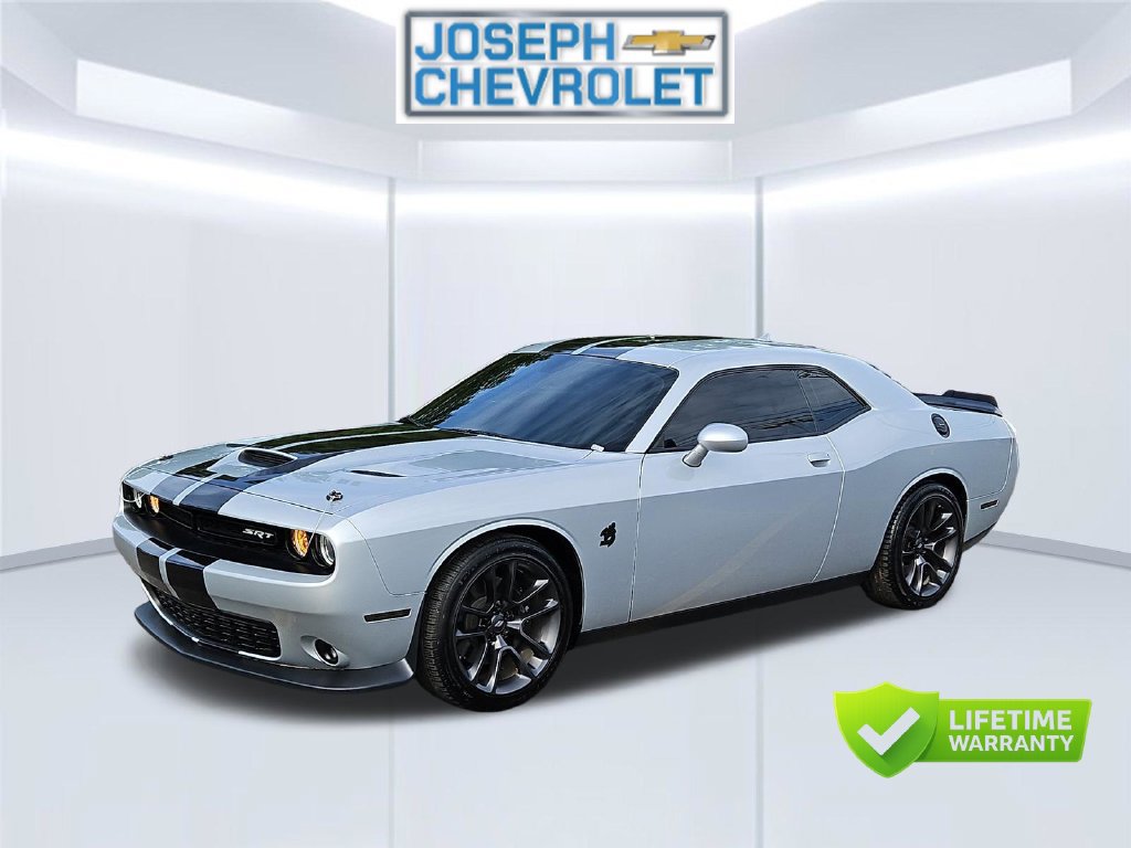 Used 2021 Dodge Challenger R/T Scat Pack RWD image 2