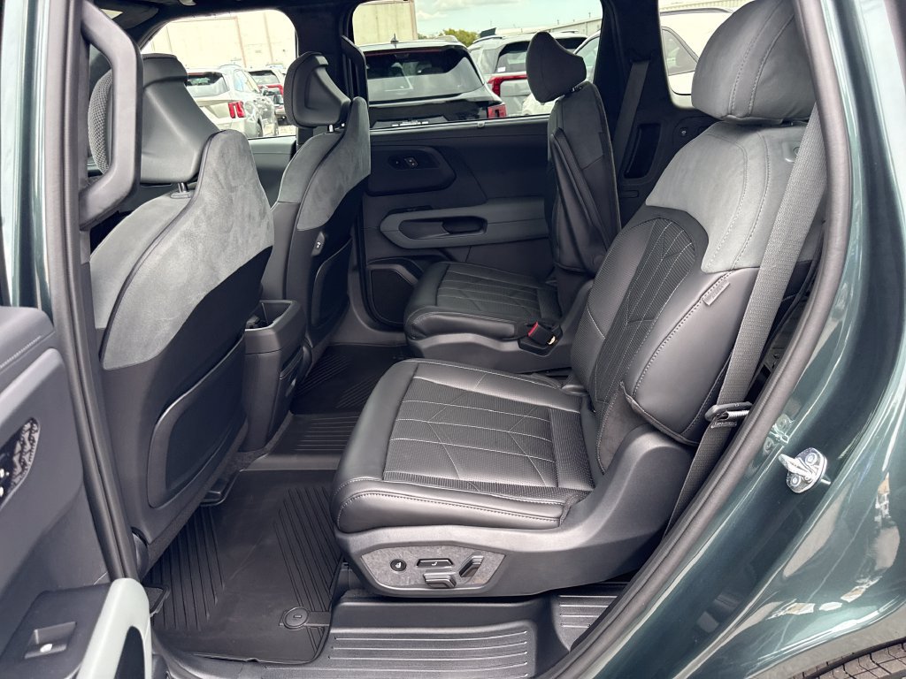 New 2027 Kia Telluride X-Line SX Prestige w/ Executive Package AWD/4WD image 14
