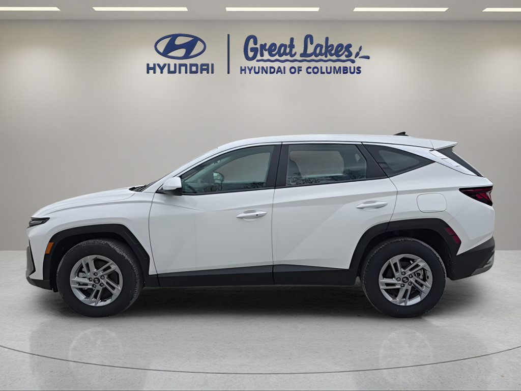 New 2025 Hyundai Tucson SE AWD/4WD image 2