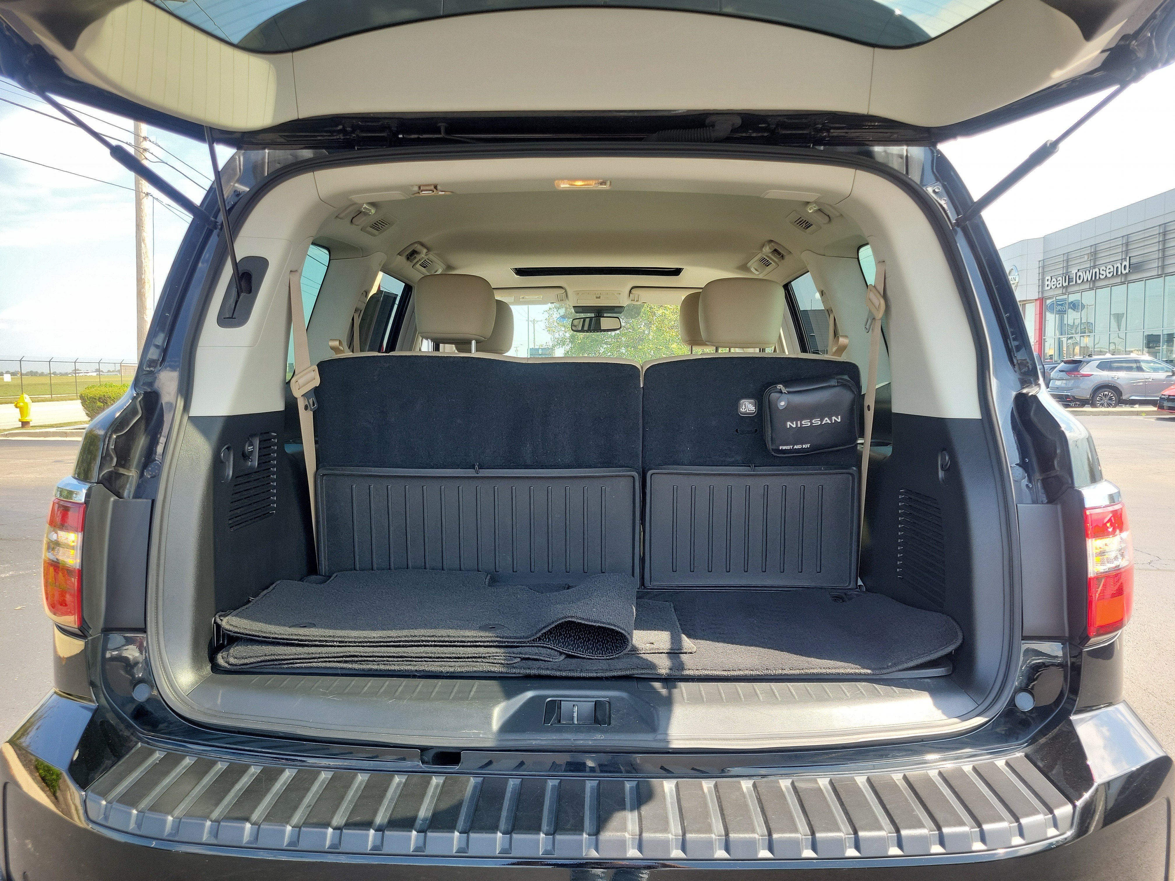 Certified 2023 Nissan Armada SL w/ Captain's Chairs Package AWD/4WD image 8