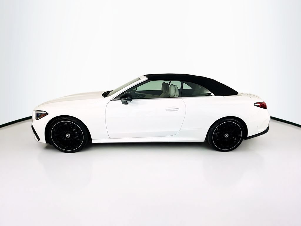 Used 2024 Mercedes-Benz CLE 300 4MATIC Cabriolet image 16