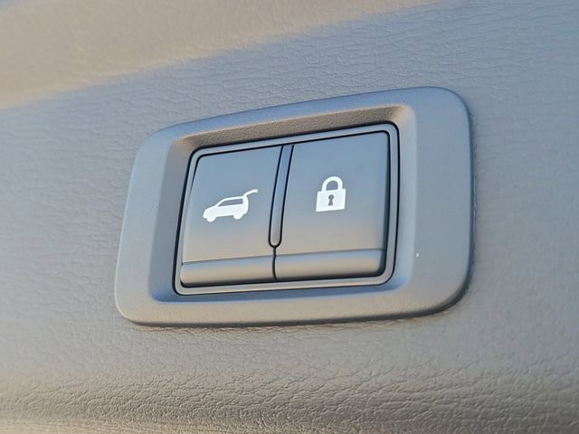 New 2026 Mitsubishi Outlander SE image 12