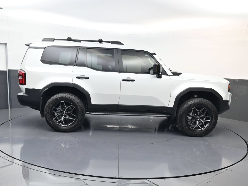 Used 2025 Toyota Land Cruiser AWD/4WD image 2