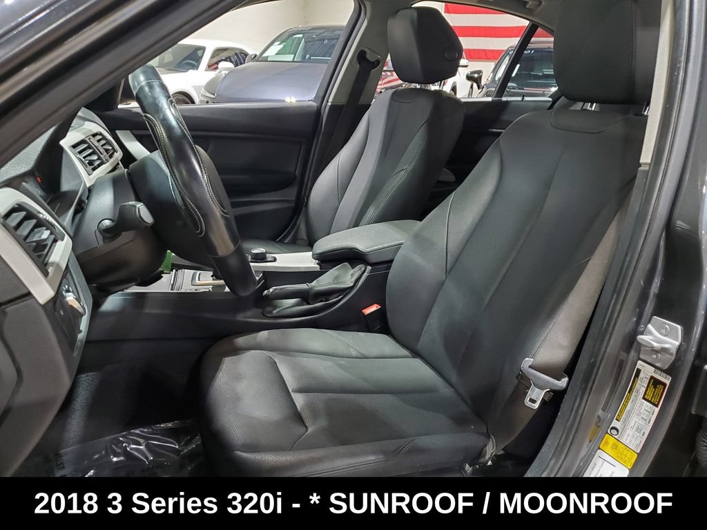 Used 2018 BMW 320i Sedan RWD image 6