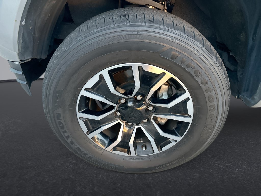 Used 2022 Toyota Tacoma TRD Sport w/ Technology Package RWD image 10