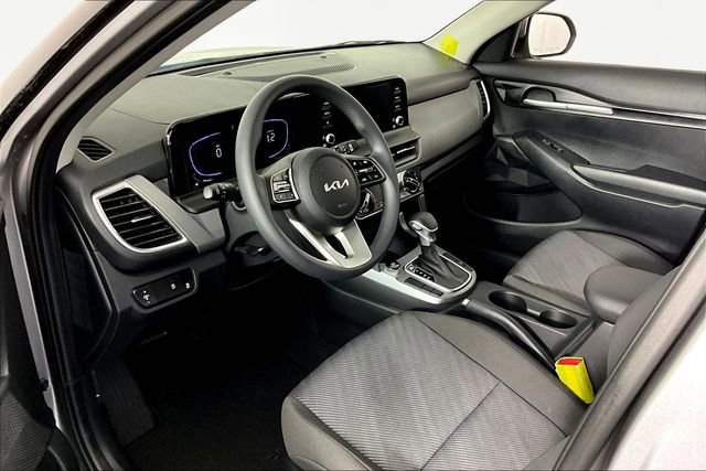 New 2026 Kia Seltos LX image 8