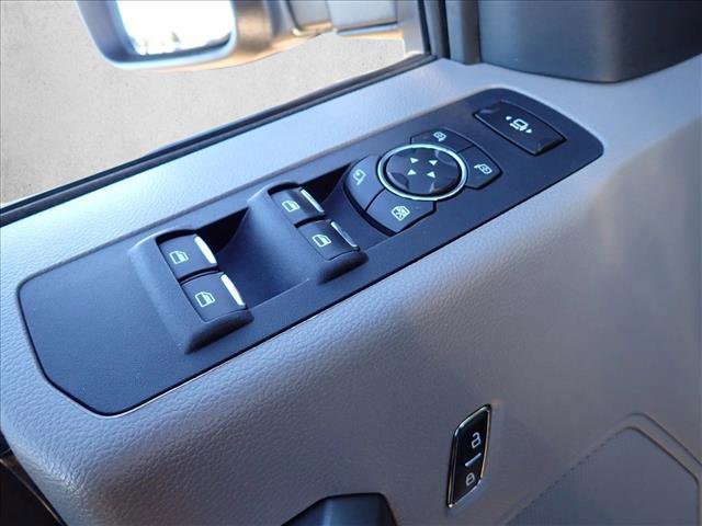 Used 2019 Ford F350 XLT w/ XLT Premium Package image 14