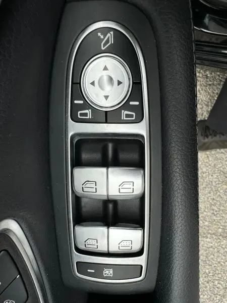 Used 2018 Mercedes-Benz S 450 Sedan image 44