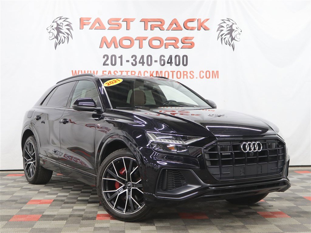 Used 2021 Audi Q8 Premium Plus w/ Premium Plus Package AWD/4WD image 3