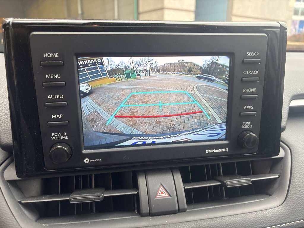 Used 2020 Toyota RAV4 XLE image 15