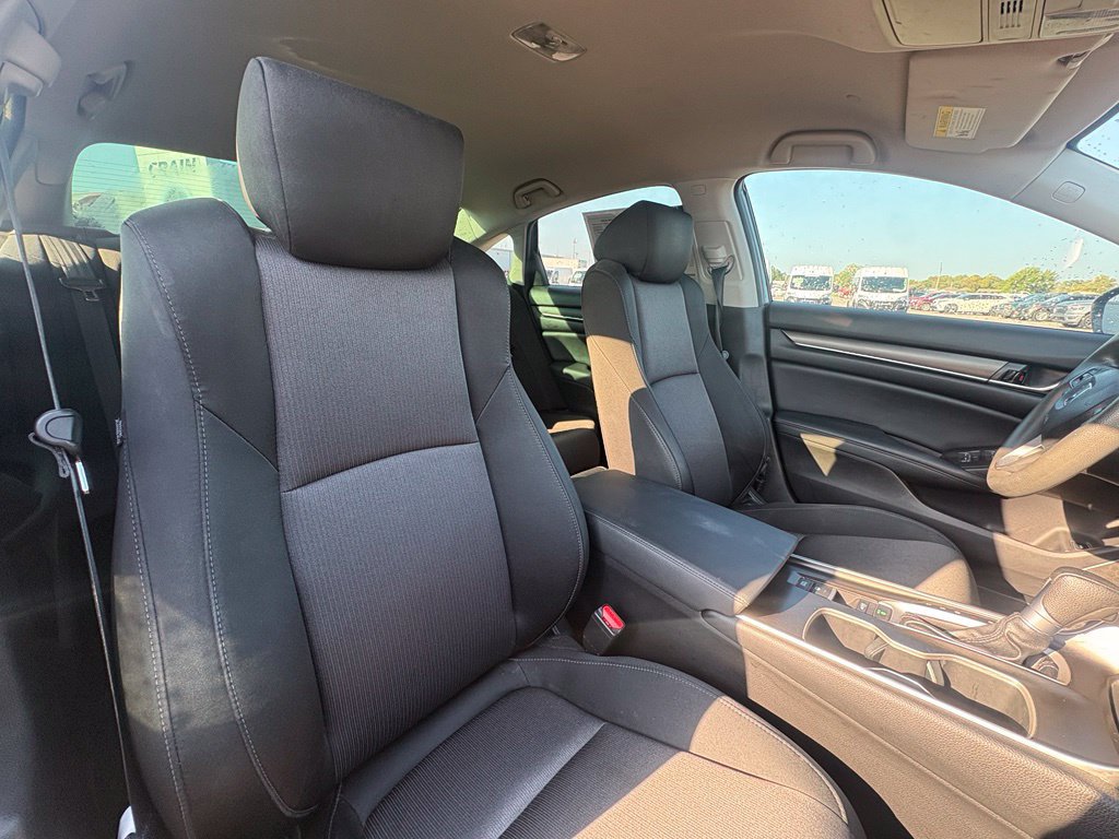 Used 2021 Honda Accord LX image 30