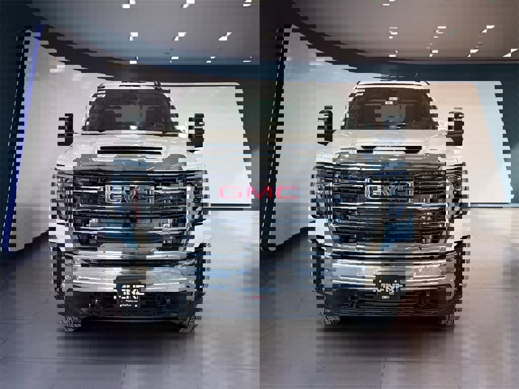 New 2026 GMC Sierra 3500 SLE w/ SLE Value Package image 2