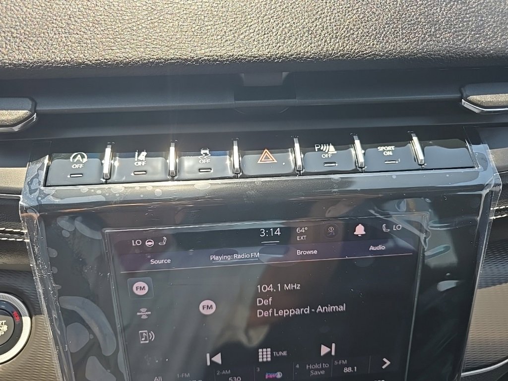 New 2025 Jeep Grand Cherokee Altitude image 41