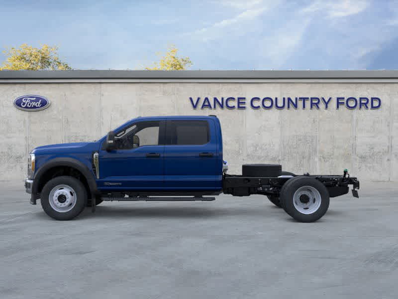 New 2026 Ford F450 XL w/ XL Chrome Package image 3