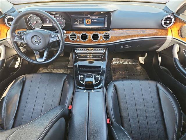 Used 2018 Mercedes-Benz E 300 image 19