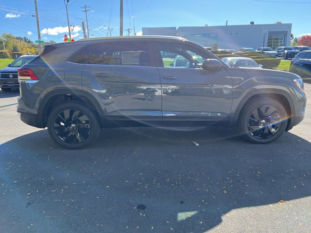 New 2026 Volkswagen Atlas Cross Sport SE image 5