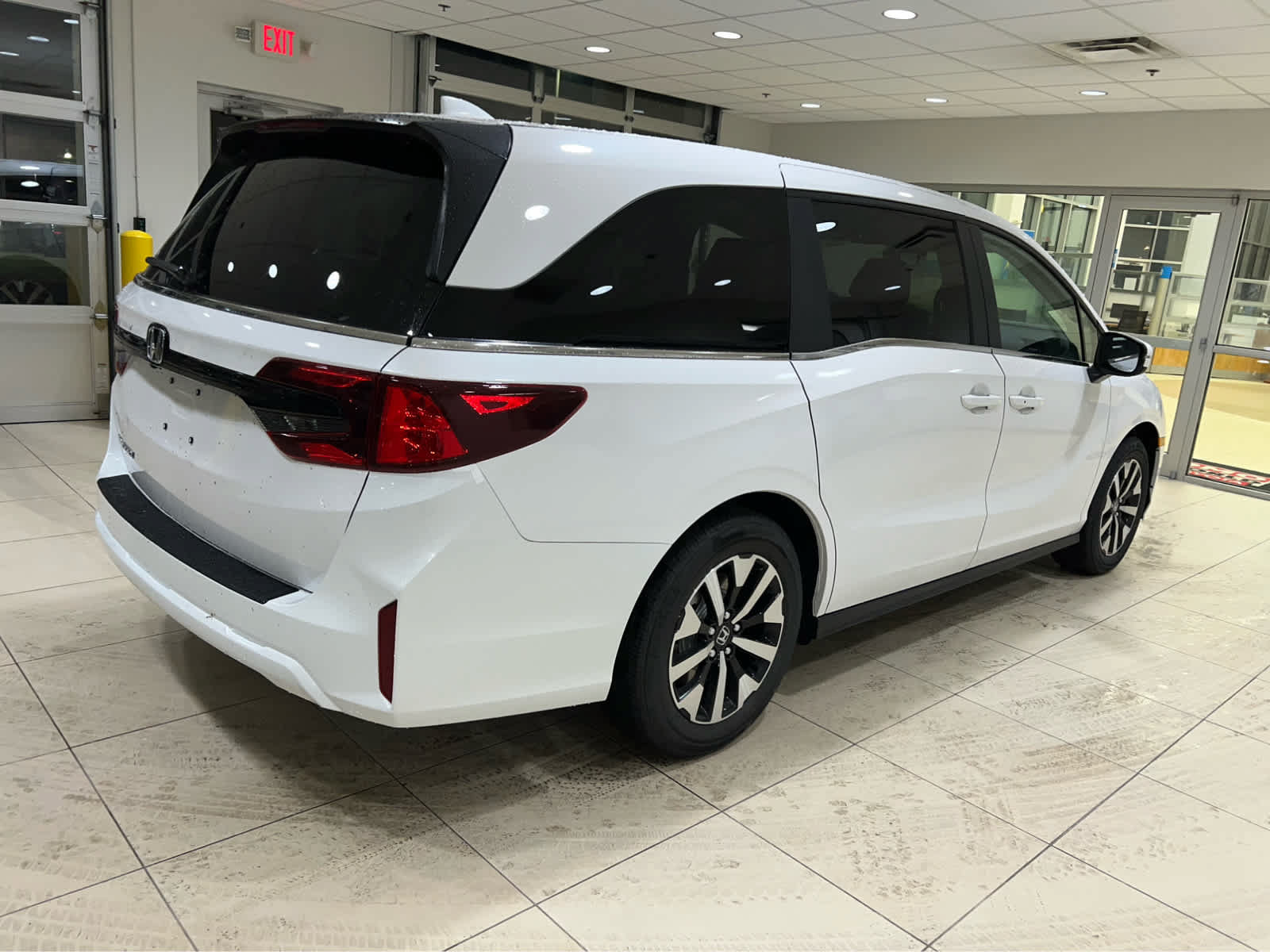 New 2026 Honda Odyssey EX-L image 6