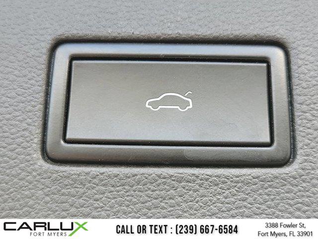 Used 2018 Volkswagen Atlas SEL FWD image 14