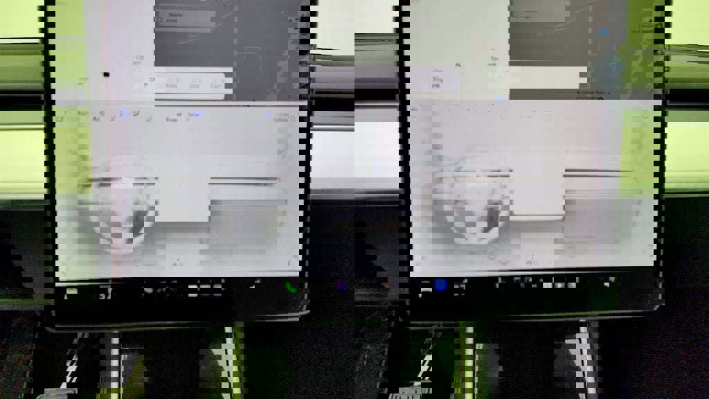 Used 2020 Tesla Model Y Long Range image 21