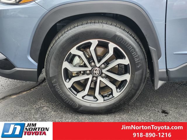 Used 2024 Toyota Corolla Cross AWD Hybrid image 13