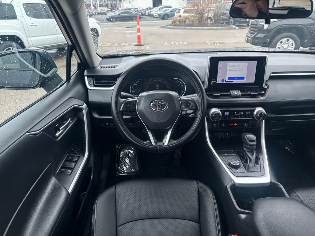 Used 2024 Toyota RAV4 XLE w/ Convenience Package image 11