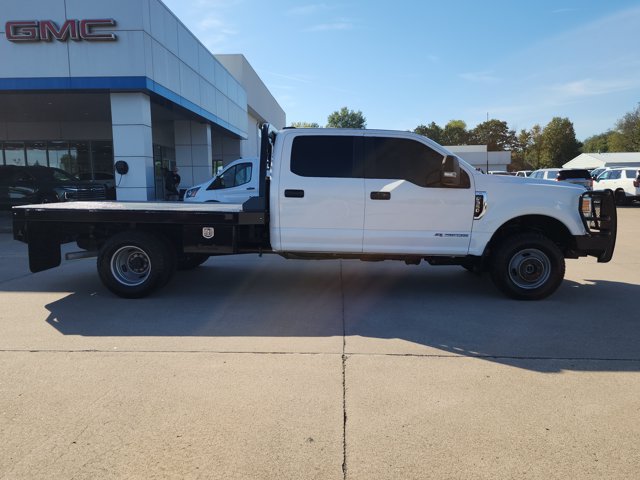 Used 2022 Ford F350 XL w/ Power Equipment Group AWD/4WD image 2