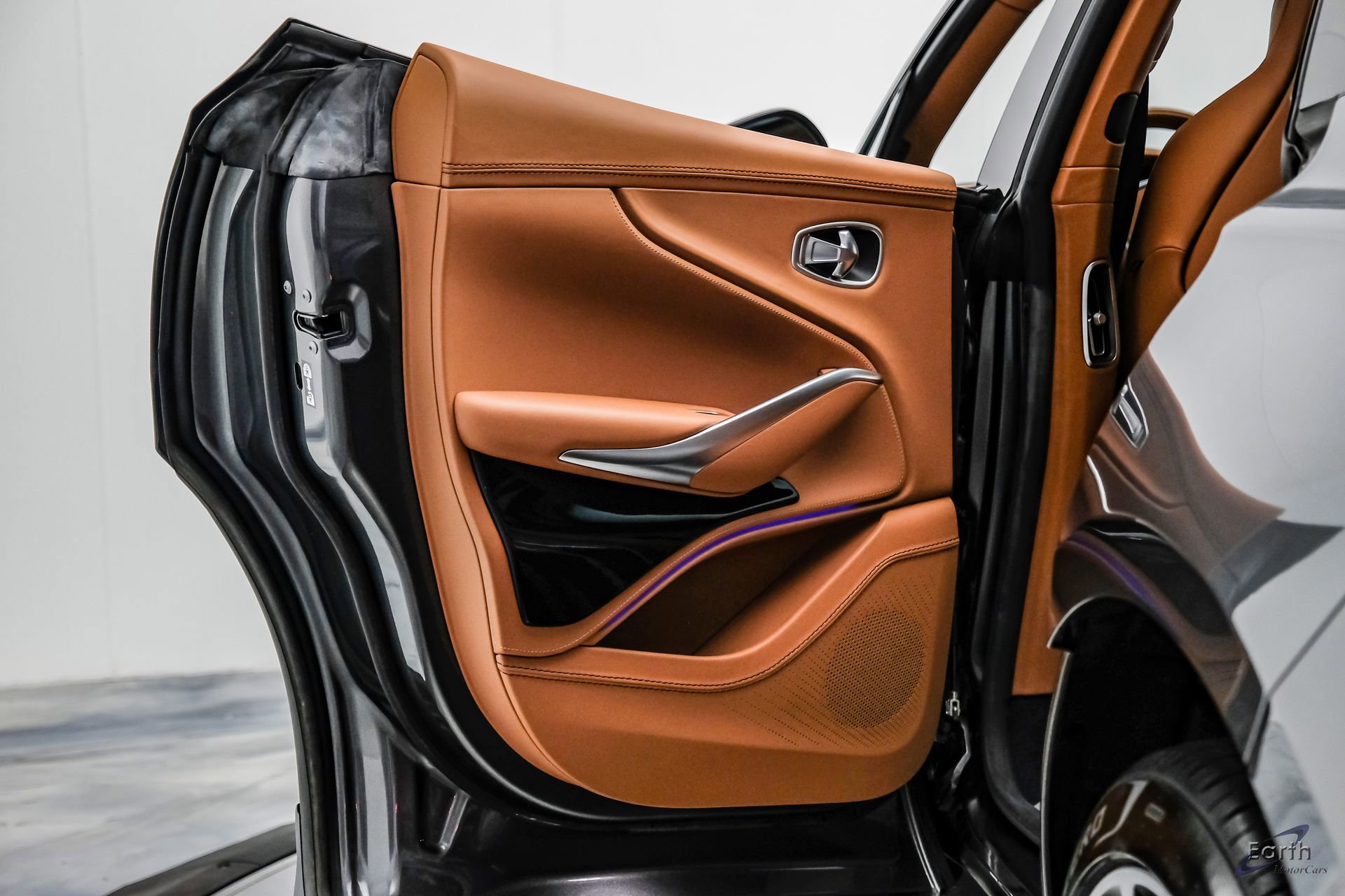 Used 2023 Aston Martin DBX 707 image 98