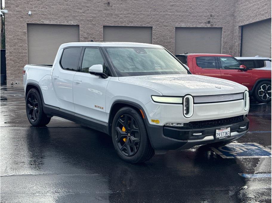 Used 2022 Rivian R1T Launch Edition image 3
